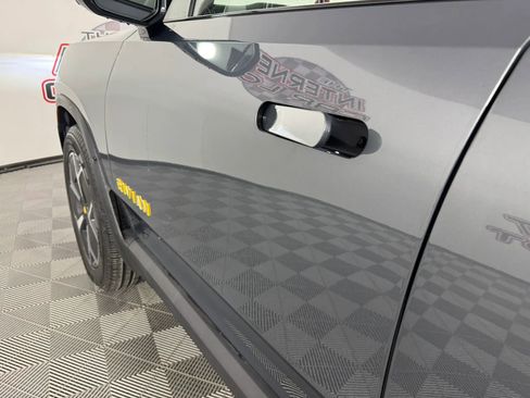 Used 2023 Rivian R1S Adventure image 24