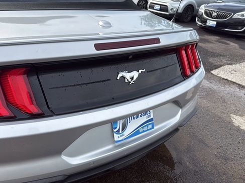 Used 2018 Ford Mustang Premium RWD image 22