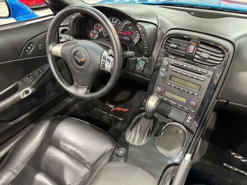 Used 2008 Chevrolet Corvette Convertible w/ Preferred Equipment Group RWD image 11