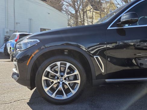 Used 2023 BMW X5 xDrive40i w/ Executive Package image 10