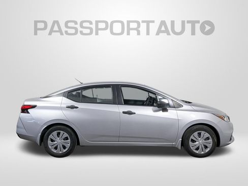 Used 2020 Nissan Versa S FWD image 8