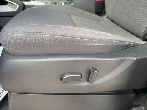 Certified 2024 Nissan Frontier SV w/ SV Convenience Package image 10