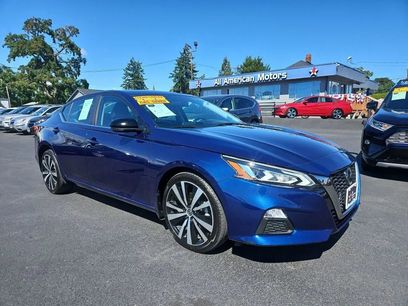 Used 2019 Nissan Altima 2.5 SR w/ SR Premium Package
