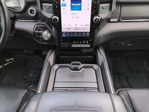 Used 2023 RAM 1500 Limited AWD/4WD image 18