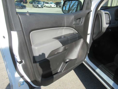 Used 2016 Chevrolet Colorado W/T w/ WT Convenience Package image 14