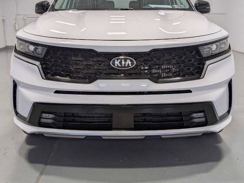 Certified 2021 Kia Sorento SX AWD/4WD image 2