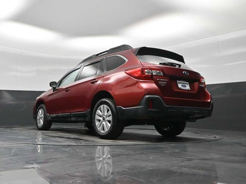 Used 2018 Subaru Outback 2.5i Premium image 22