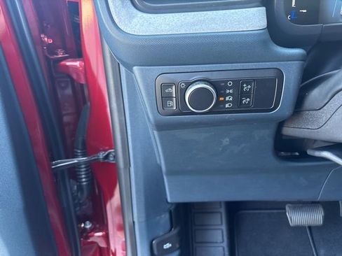 New 2026 Ford Maverick XLT FWD image 19