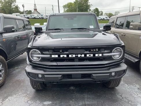 New 2025 Ford Bronco Outer Banks image 8