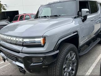 Used 2025 GMC Hummer EV 3X AWD/4WD video 1