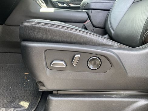 Used 2023 GMC Yukon XL Denali AWD/4WD image 22