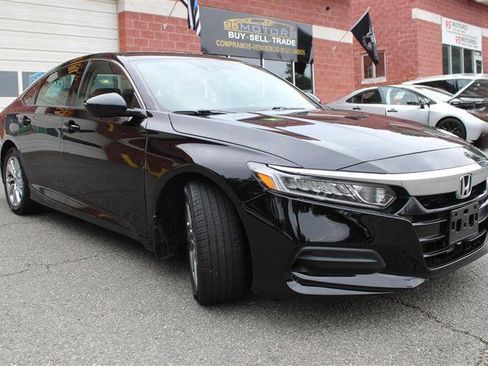 Used 2018 Honda Accord LX image 7