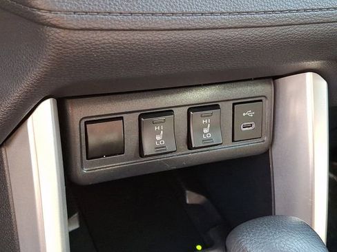 Certified 2024 Toyota Corolla Cross XLE FWD image 18