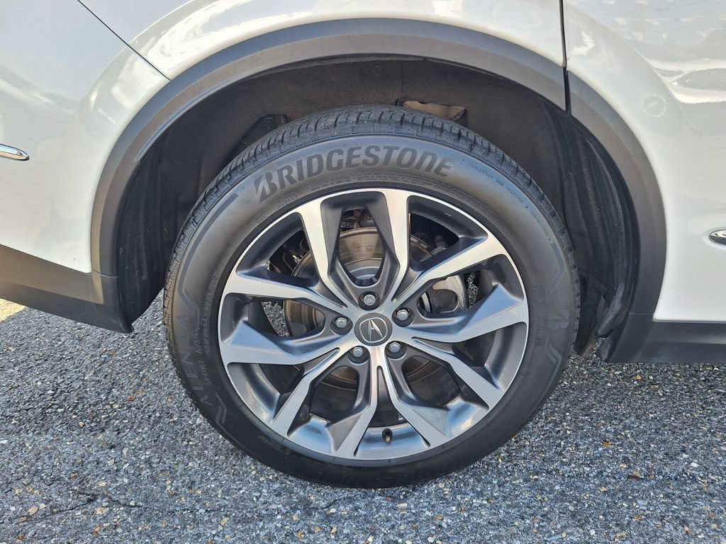 Certified 2024 Acura MDX w/ Technology Package FWD image 28