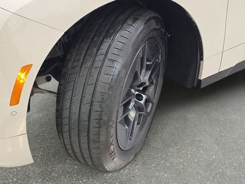 Used 2026 BMW iX xDrive45 image 30