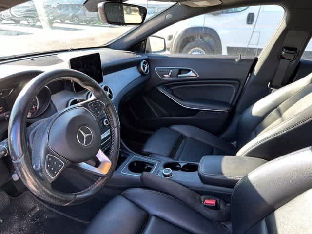 Used 2018 Mercedes-Benz CLA 250 4MATIC image 4