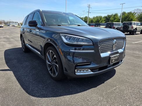 Used 2021 Lincoln Aviator Reserve w/ Equipment Group 201A AWD/4WD image 7