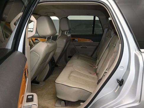 Used 2015 Lincoln MKX FWD w/ Equipment Group 101A image 12