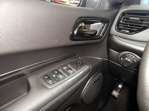 Used 2021 Dodge Durango SRT Hellcat w/ Technology Group AWD/4WD image 20
