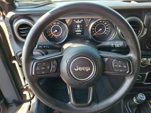Used 2021 Jeep Wrangler Sport image 18