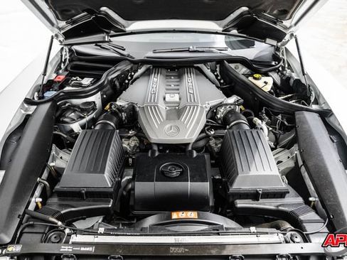 Used 2011 Mercedes-Benz SLS AMG Coupe image 30