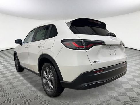 New 2027 Honda HR-V LX image 4