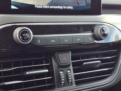 Used 2023 Ford Escape Active image 11