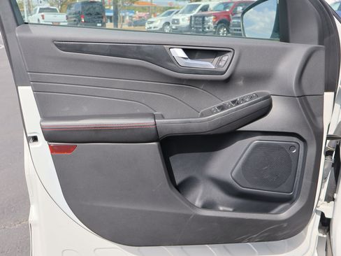 Used 2024 Ford Escape ST-Line w/ Equipment Group 301A image 10