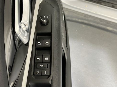 Used 2022 Jeep Compass Limited w/ Sun and Sound Group AWD/4WD image 17