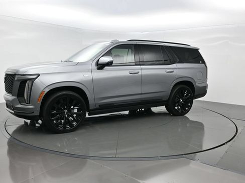 Used 2026 Cadillac Escalade Platinum Sport w/ LPO, ONYX Package AWD/4WD image 2