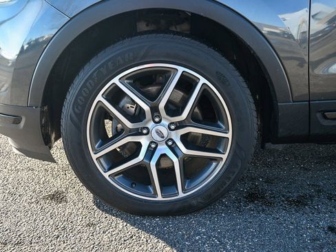 Certified 2019 Ford Explorer Sport w/ Equipment Group 401A image 12