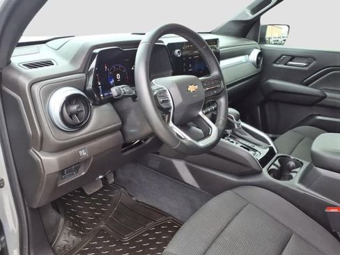 Used 2023 Chevrolet Colorado LT w/ LT Convenience Package II image 15