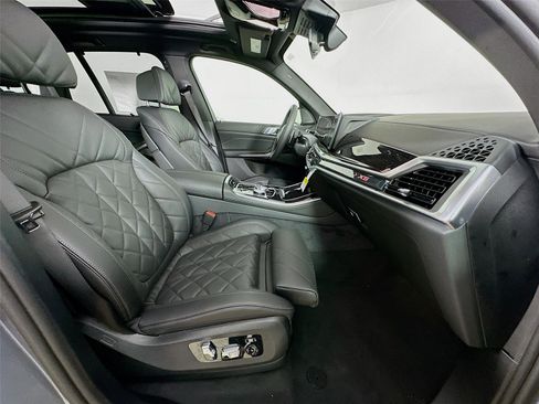 New 2026 BMW X5 xDrive50e w/ Executive Package image 29