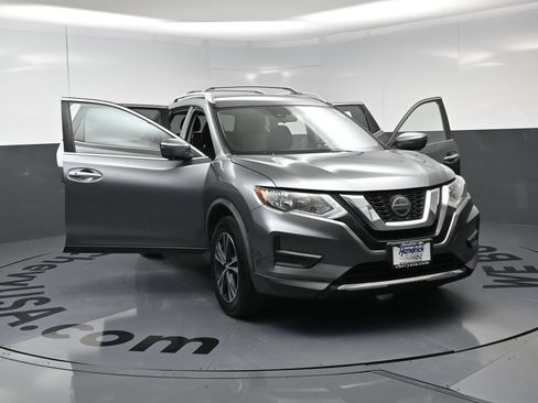 Used 2019 Nissan Rogue SV w/ Premium Package AWD/4WD image 24