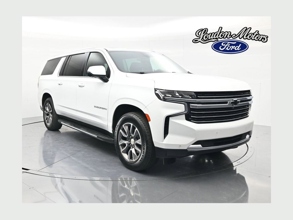 Used 2022 Chevrolet Suburban LT w/ LT Signature Plus Package AWD/4WD image 1