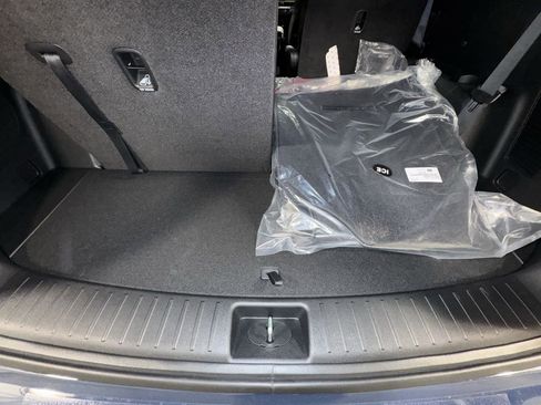 New 2025 Kia Sorento X-Line EX image 31