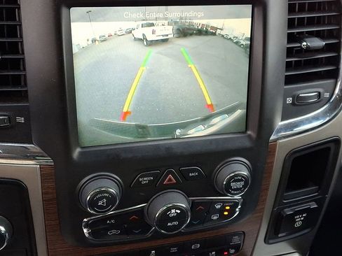 Used 2013 RAM 2500 Laramie w/ Convenience Group image 22