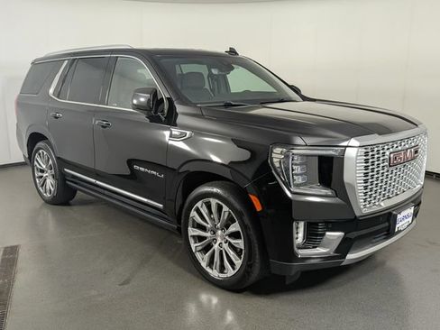 Used 2021 GMC Yukon Denali w/ Denali Ultimate Package AWD/4WD image 2