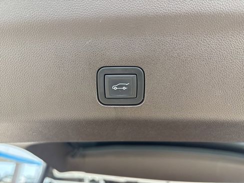 Used 2021 GMC Yukon SLT w/ SLT Luxury Plus Package image 20