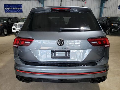 Used 2022 Volkswagen Tiguan SE R-Line image 4