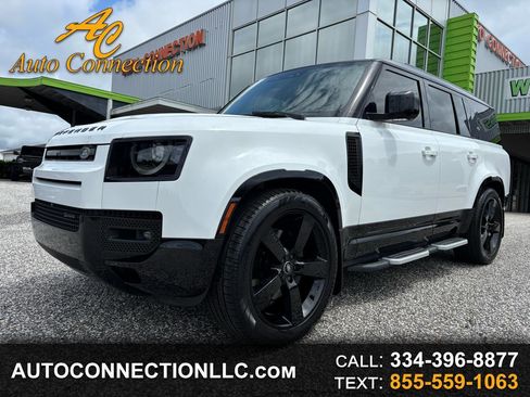Used 2023 Land Rover Defender 130 X-Dynamic SE AWD/4WD image 1