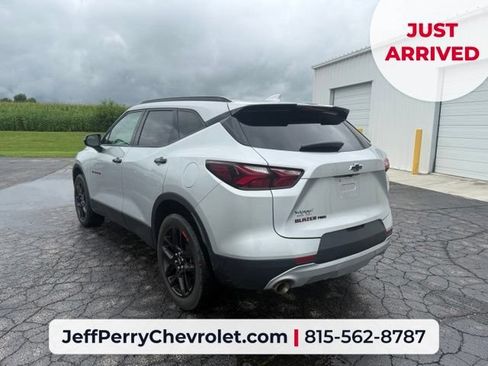 Used 2021 Chevrolet Blazer LT w/ Redline Edition AWD/4WD image 9