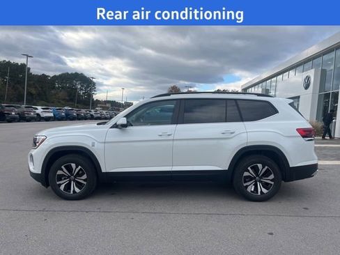 New 2026 Volkswagen Atlas SE image 3