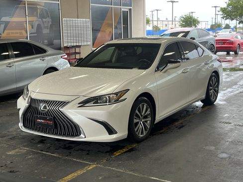 Used 2021 Lexus ES 350 w/ Premium Package FWD image 5