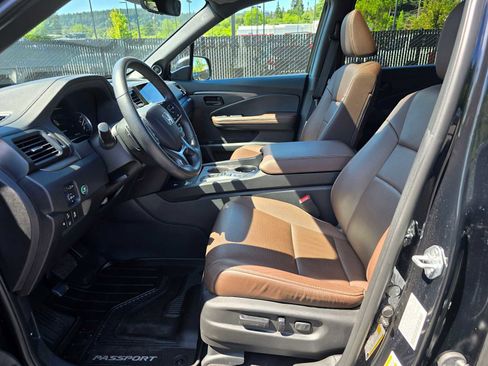 Used 2024 Honda Passport EX-L image 20