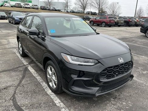 Used 2025 Honda HR-V LX image 3