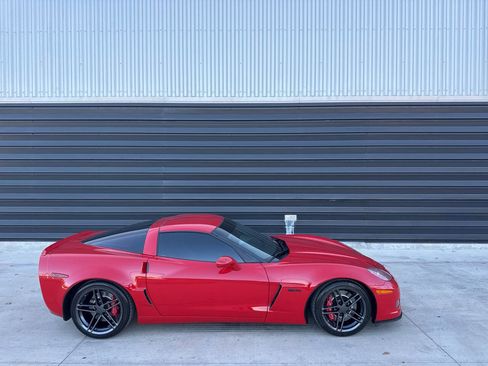 Used 2007 Chevrolet Corvette Z06 w/ Preferred Equipment Group image 35