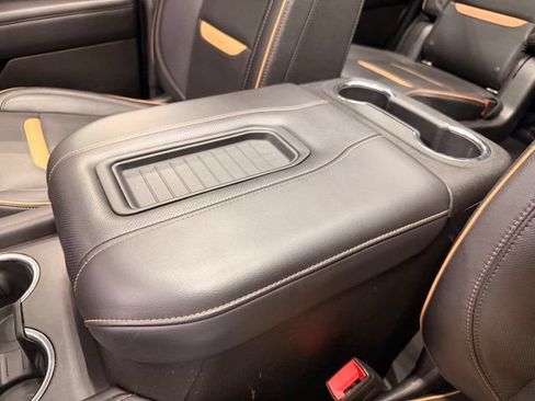 Used 2021 GMC Yukon AT4 w/ Rear Media and Nav Package AWD/4WD image 41