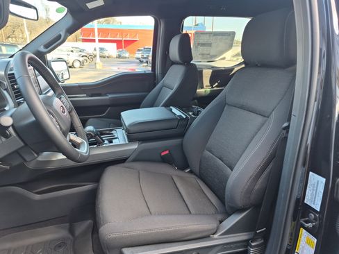 New 2025 Ford F150 XLT w/ Equipment Group 302A MID image 12