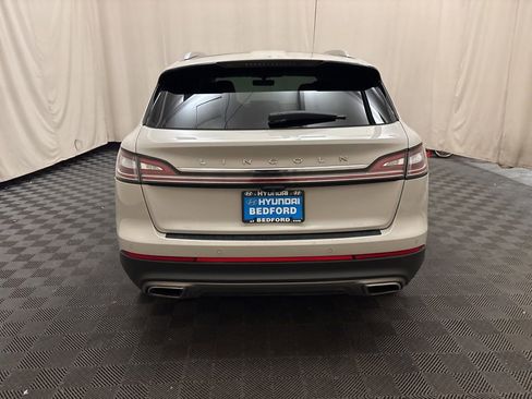 Used 2021 Lincoln Nautilus Reserve image 6